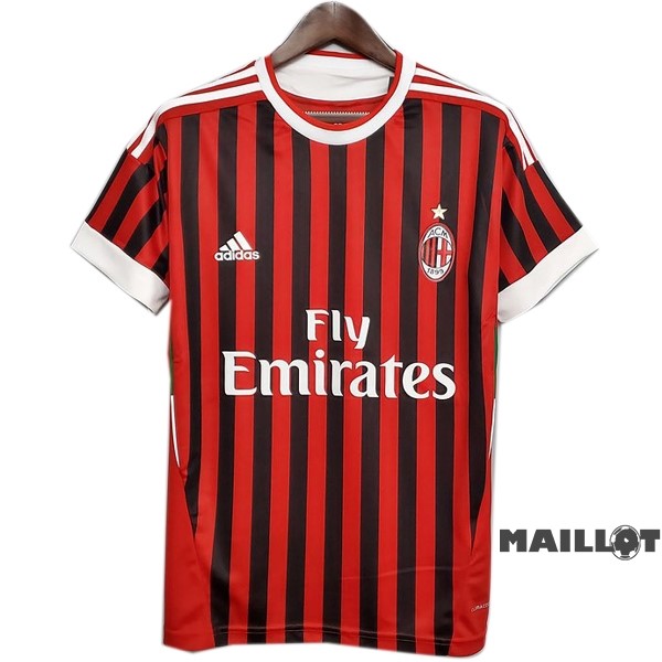 Foot Maillot Pas Cher Domicile Maillot AC Milan Retro 2011 2012 Rouge