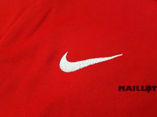 Foot Maillot Pas Cher Domicile Maillot Manchester United Retro 2002 2003 Rouge