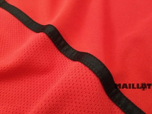 Foot Maillot Pas Cher Domicile Maillot Manchester United Retro 2002 2003 Rouge