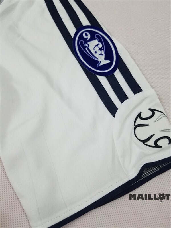 Foot Maillot Pas Cher Domicile Maillot Real Madrid Retro 2006 2007 Blanc