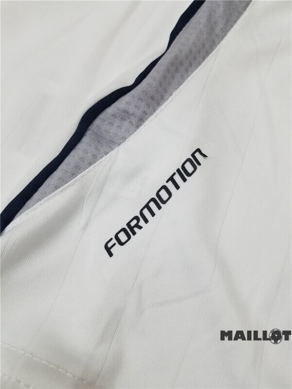 Foot Maillot Pas Cher Domicile Maillot Real Madrid Retro 2006 2007 Blanc