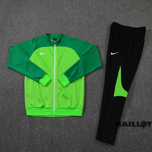Foot Maillot Pas Cher Ensemble Complet Ropa Deportiva Con Cremallera Larga Nike 2022 2023 Noir II Vert