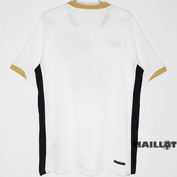 Foot Maillot Pas Cher Exterieur Maillot Manchester United Retro 2006 2007 Blanc