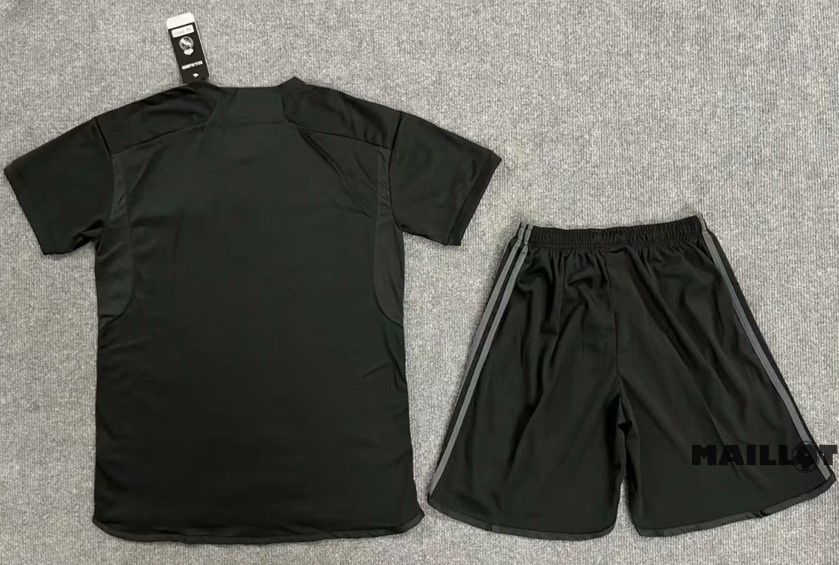Foot Maillot Pas Cher Third Conjunto De Homme Real Madrid 2023 2024 Noir