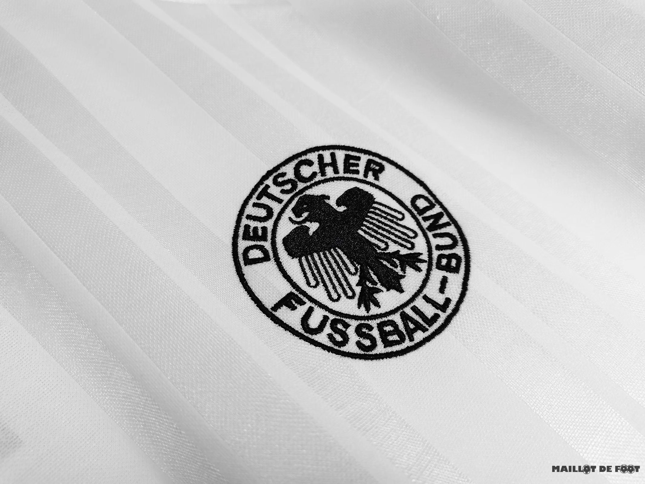 Foot Maillot Pas Cher Domicile Maillot Allemagne Retro 1992 Blanc