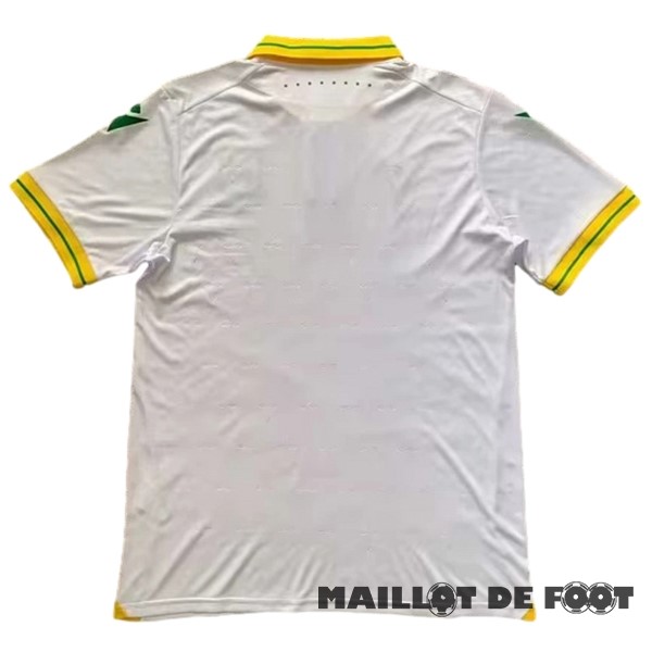 Foot Maillot Pas Cher Thailande Exterieur Maillot Nantes 2023 2024 Blanc