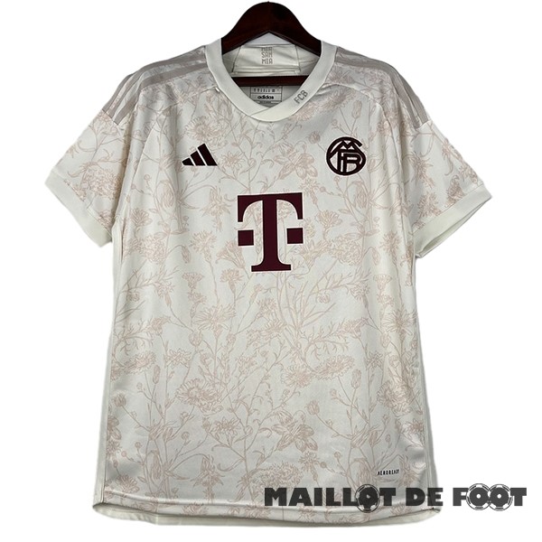 Foot Maillot Pas Cher Thailande Third Maillot Bayern Múnich 2023 2024 Jaune