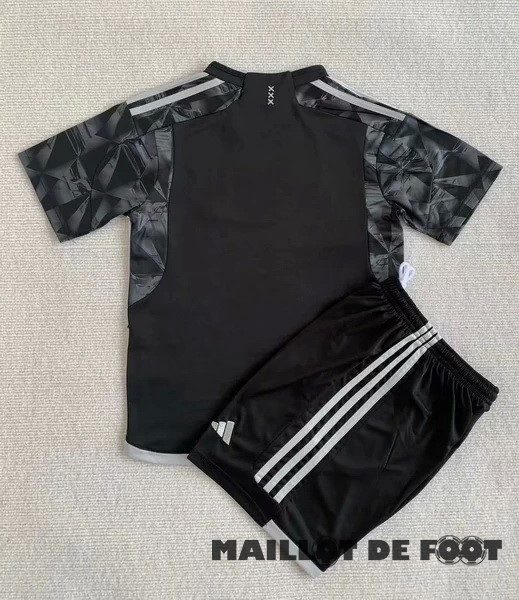 Foot Maillot Pas Cher Third Conjunto De Enfant Ajax 2023 2024 Noir