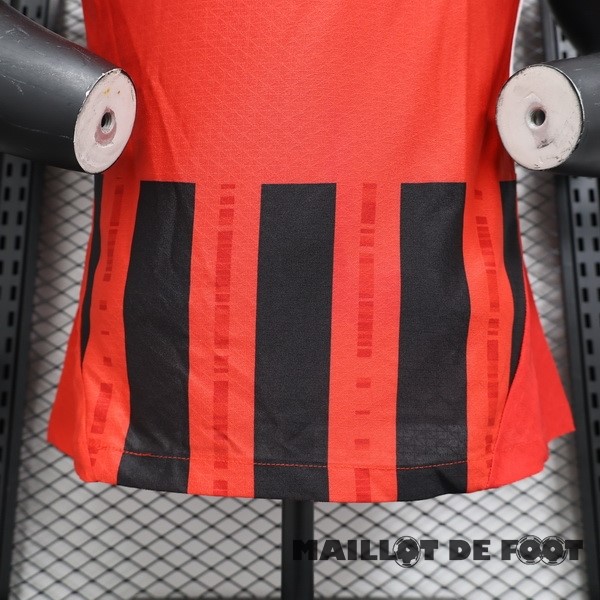 Foot Maillot Pas Cher Domicile Concept Joueurs Maillot AC Milan 2024 2025 Rouge Noir