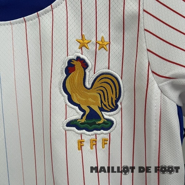 Foot Maillot Pas Cher Exterieur Conjunto De Enfant France 2024 Blanc