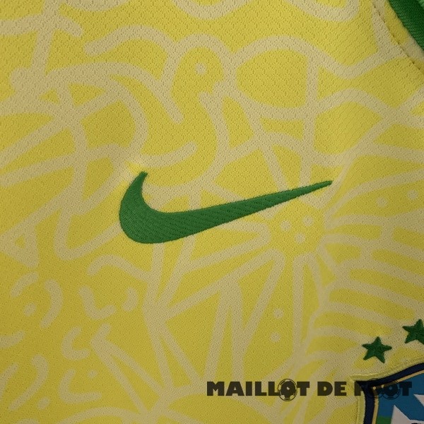 Foot Maillot Pas Cher Thailande Domicile Maillot Brésil 2024 Jaune