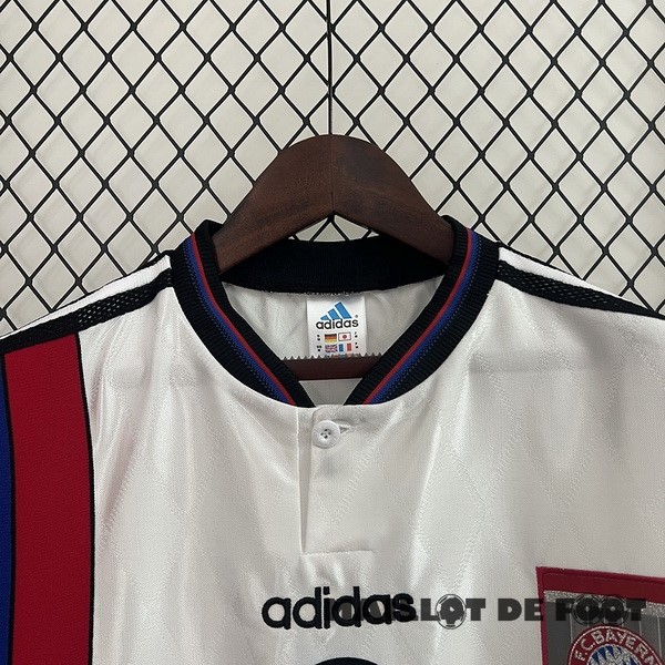 Foot Maillot Pas Cher Exterieur Maillot Bayern Múnich Retro 1996 1998